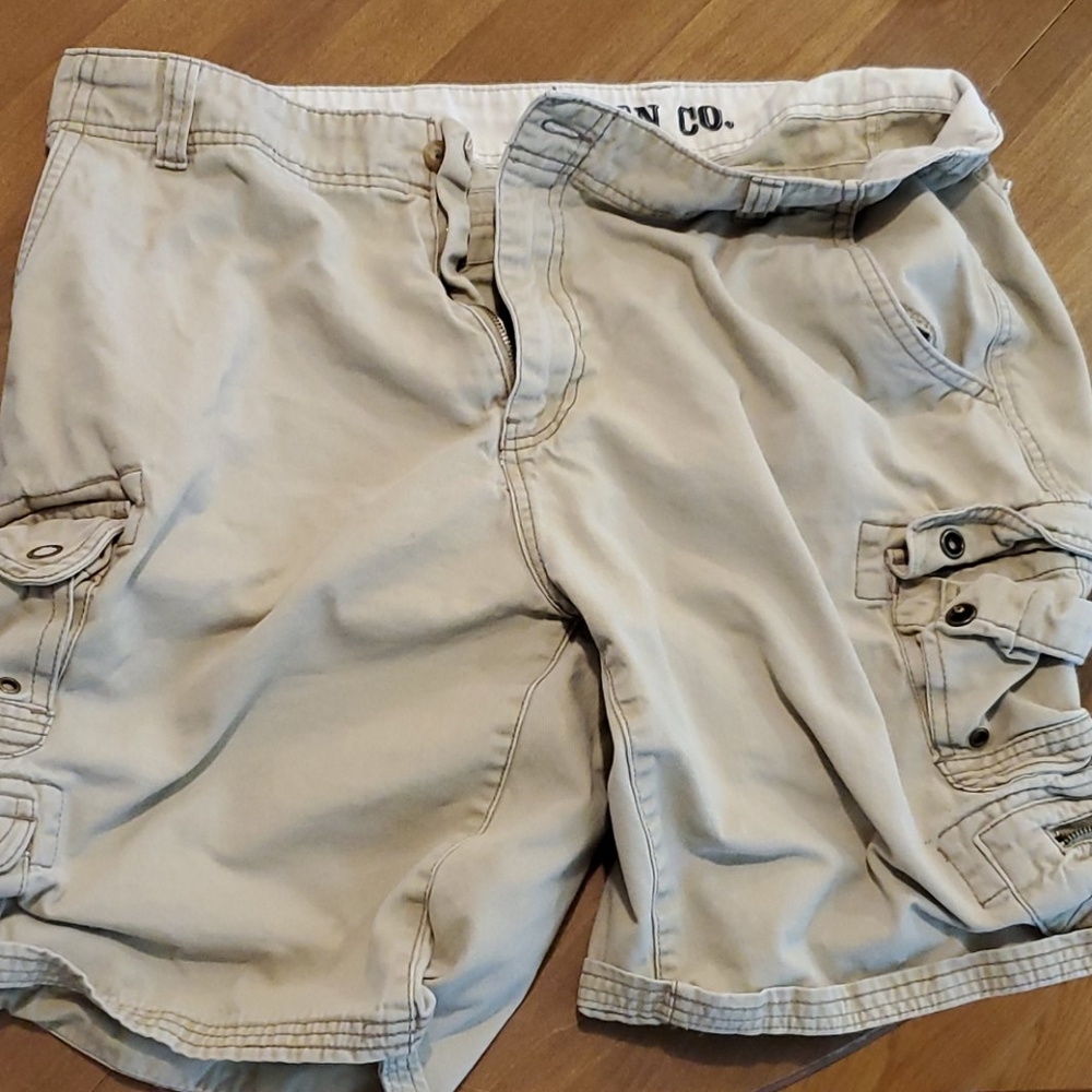 Iron Co. Cargo shorts